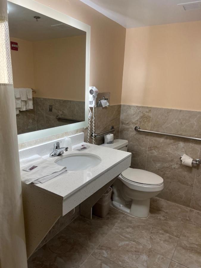 All Seasons Inn & Suites Smithfield Exterior foto