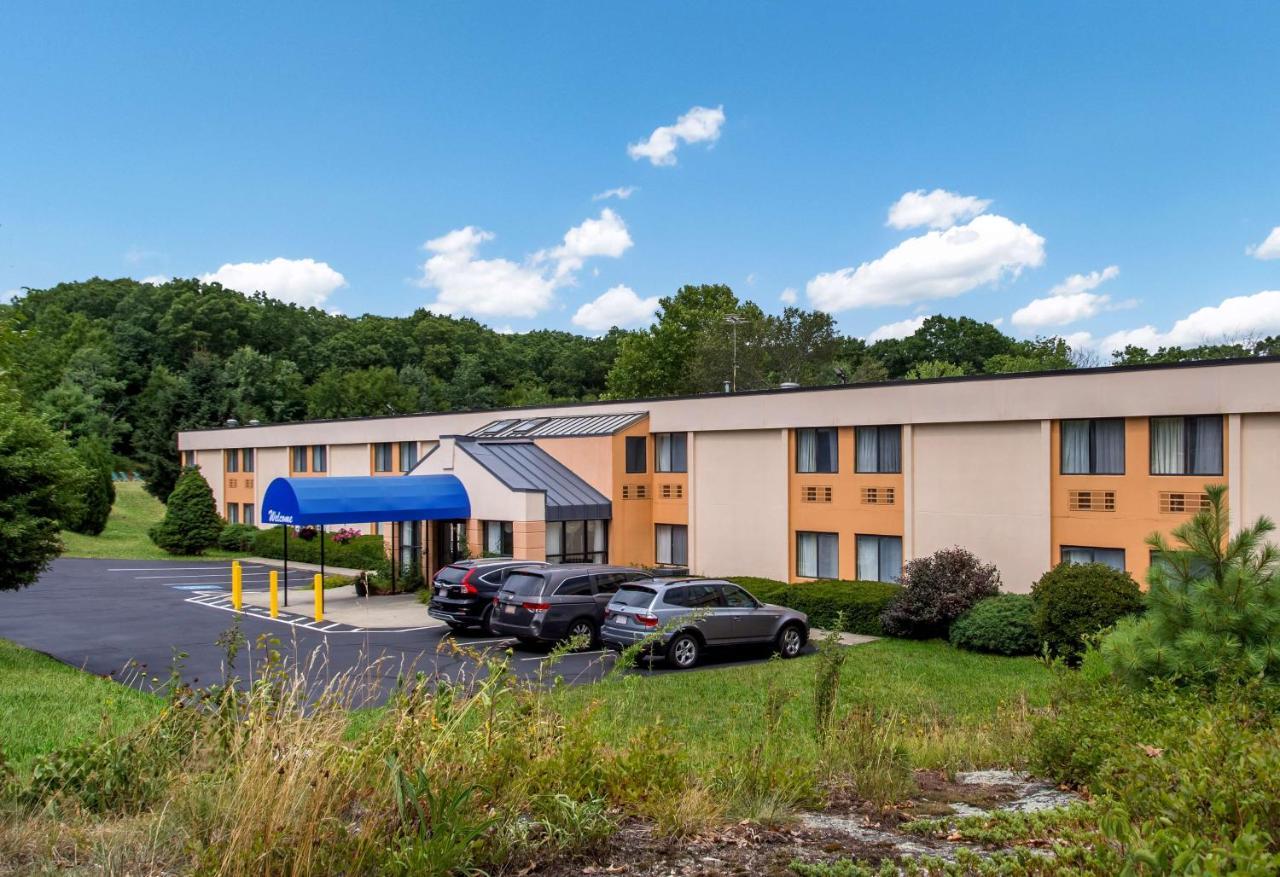 All Seasons Inn & Suites Smithfield Exterior foto
