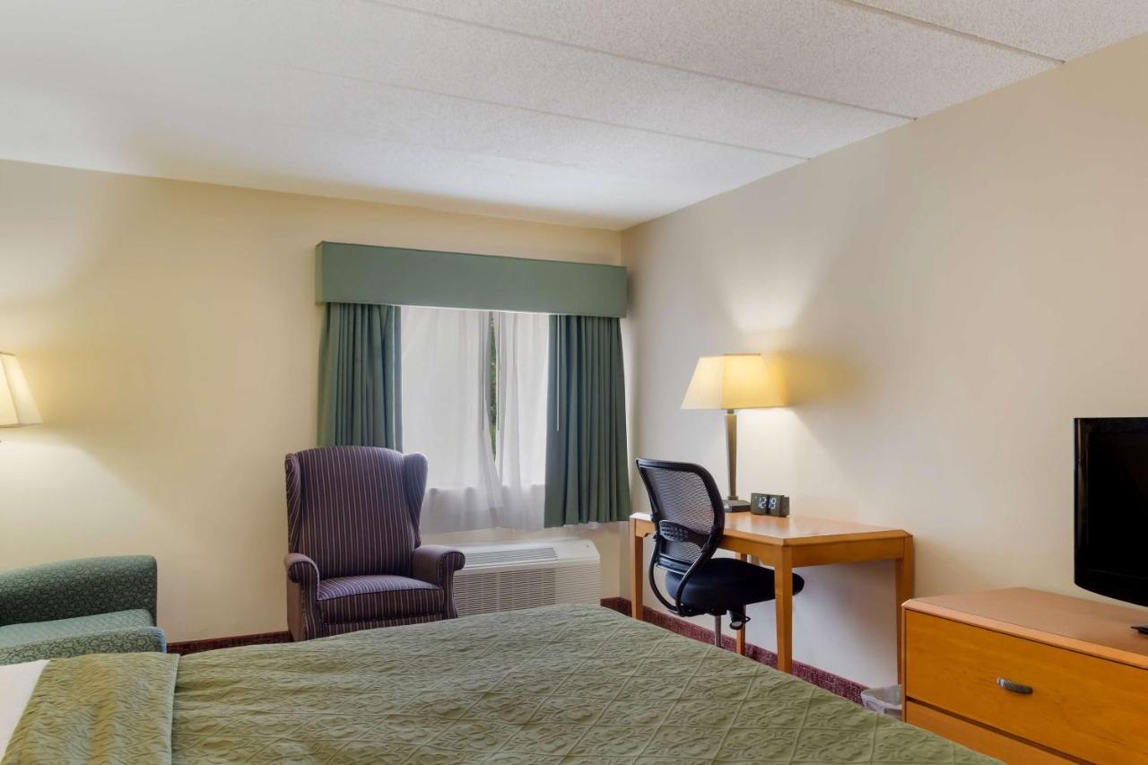 All Seasons Inn & Suites Smithfield Exterior foto